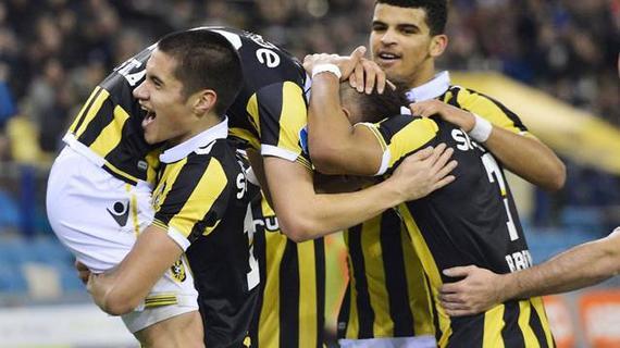 决定比赛结 决定比赛结