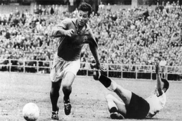 让他在比赛 让他在比赛