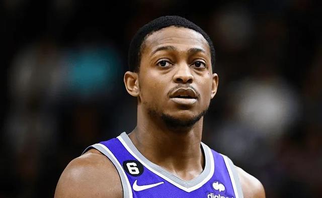 在即将对阵 在即将对阵